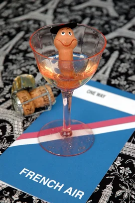 montgomerychampagne12MAIL_1.jpg