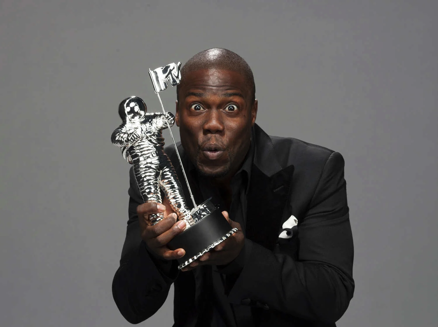 06-kevin-hart-vma.w750.h560.2x.jpg