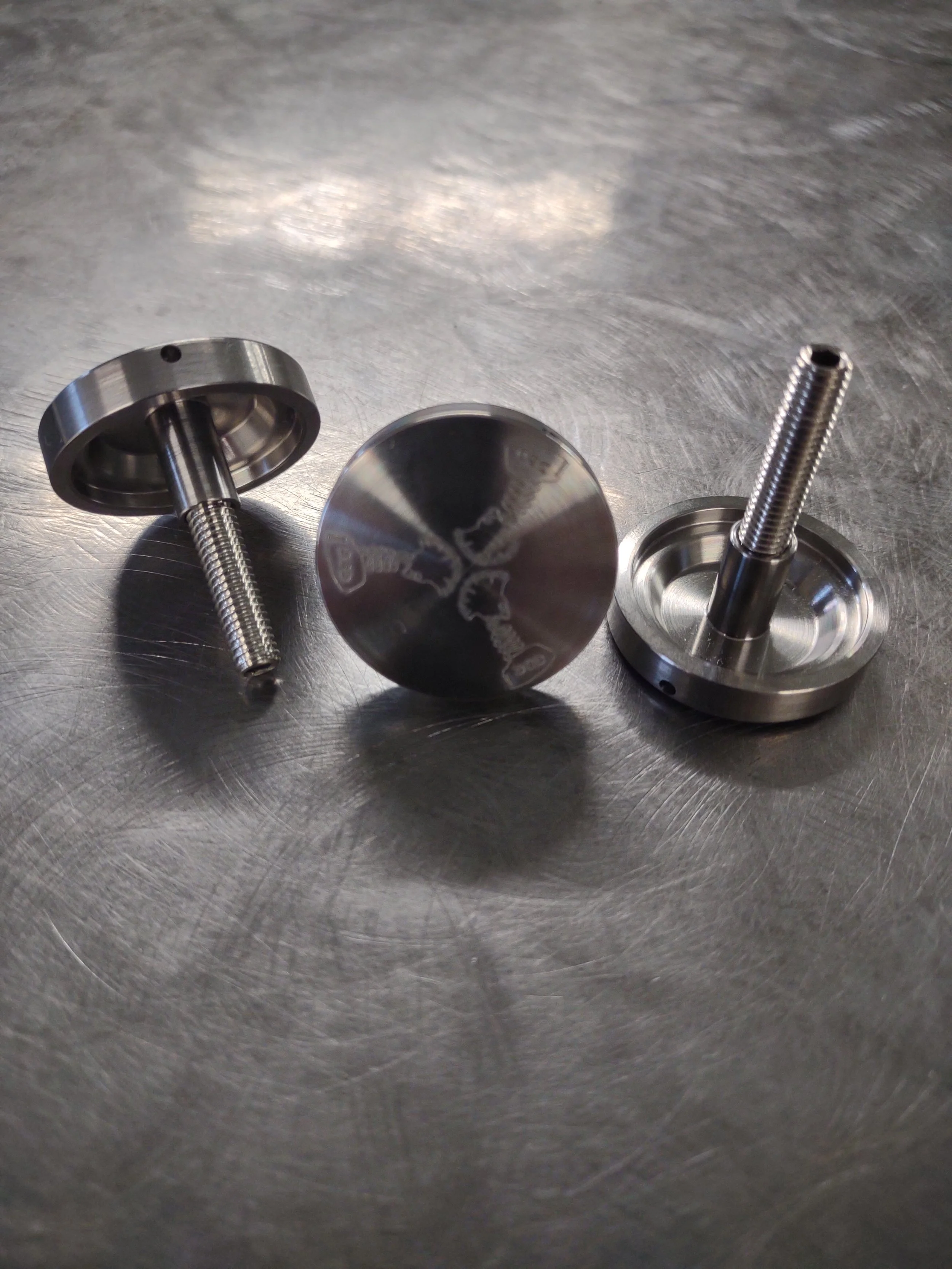 DSD Mohawk Titanium Top Cap
