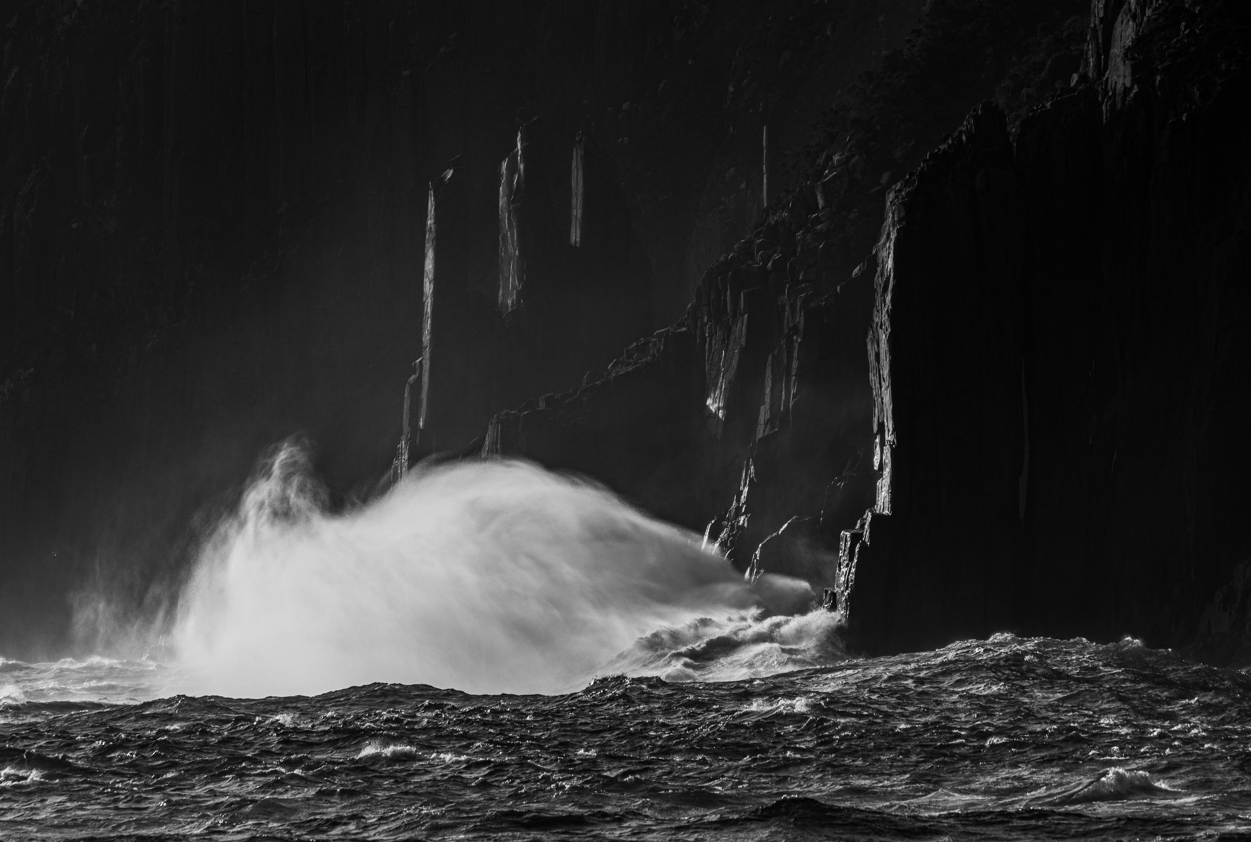 --DARKSEAS_NickGreenPhoto-2.jpg