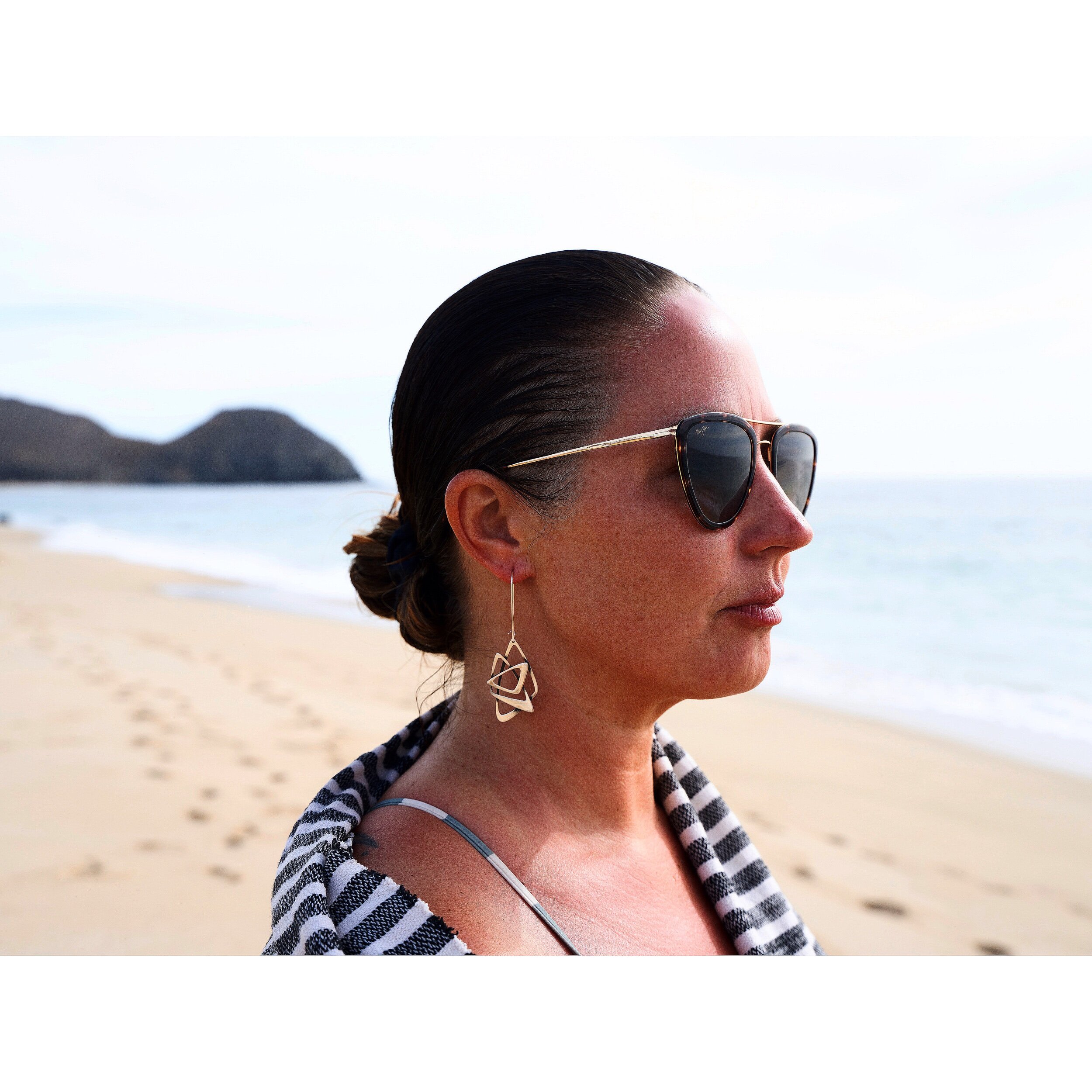 22E8FD6C-40EC-46B8-B306-916334BE8A66