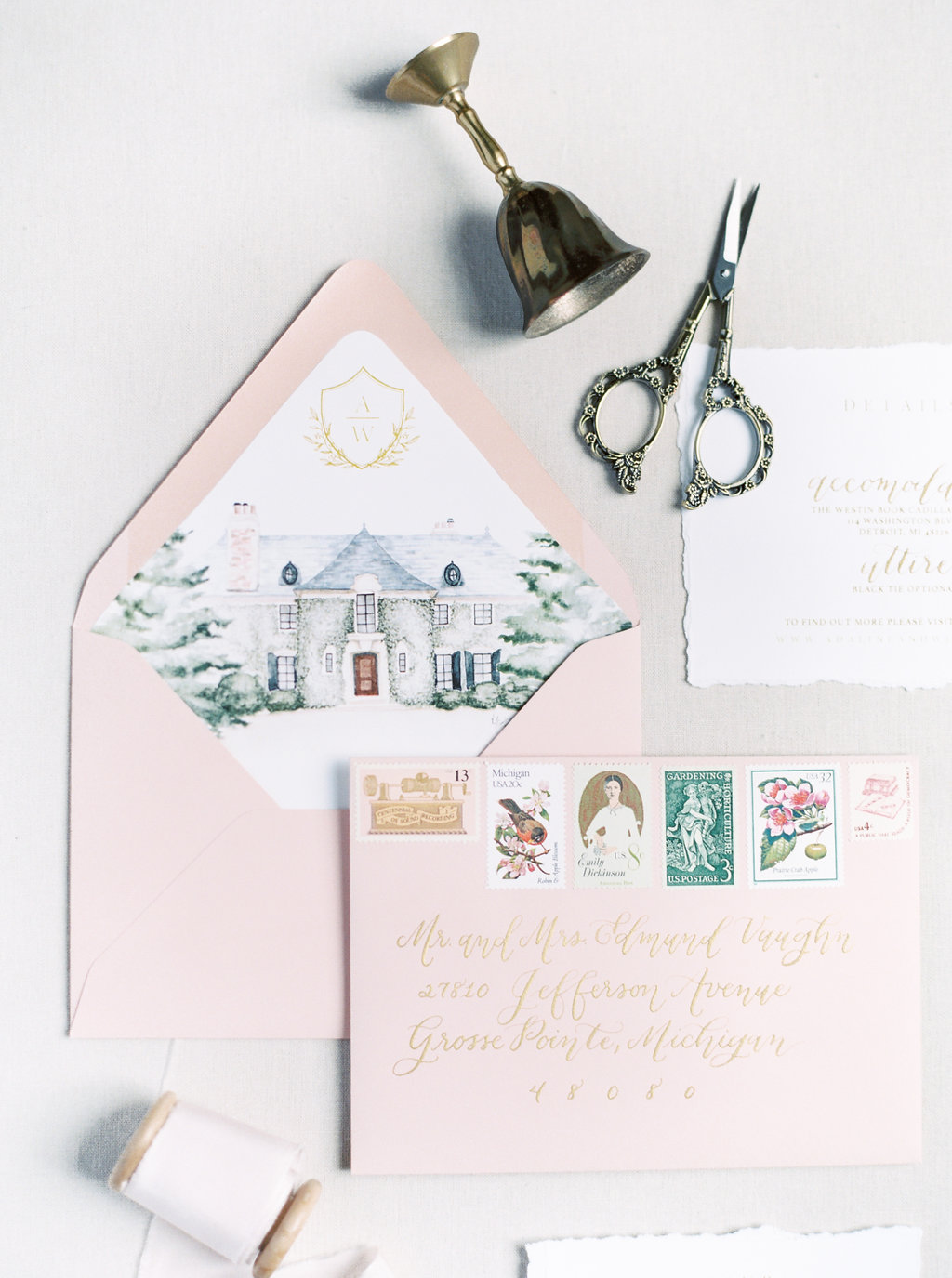 Luxury+wedding+invitations+for+the+bride+who+loves+the+style+of+a+fine+art+wedding+but+longs+for+a+fun%2C+modern+twist+to+be+added+back+in.++Now+booking+brides+like+you%21+Inquire+today+www.BlushedDesign.jpg