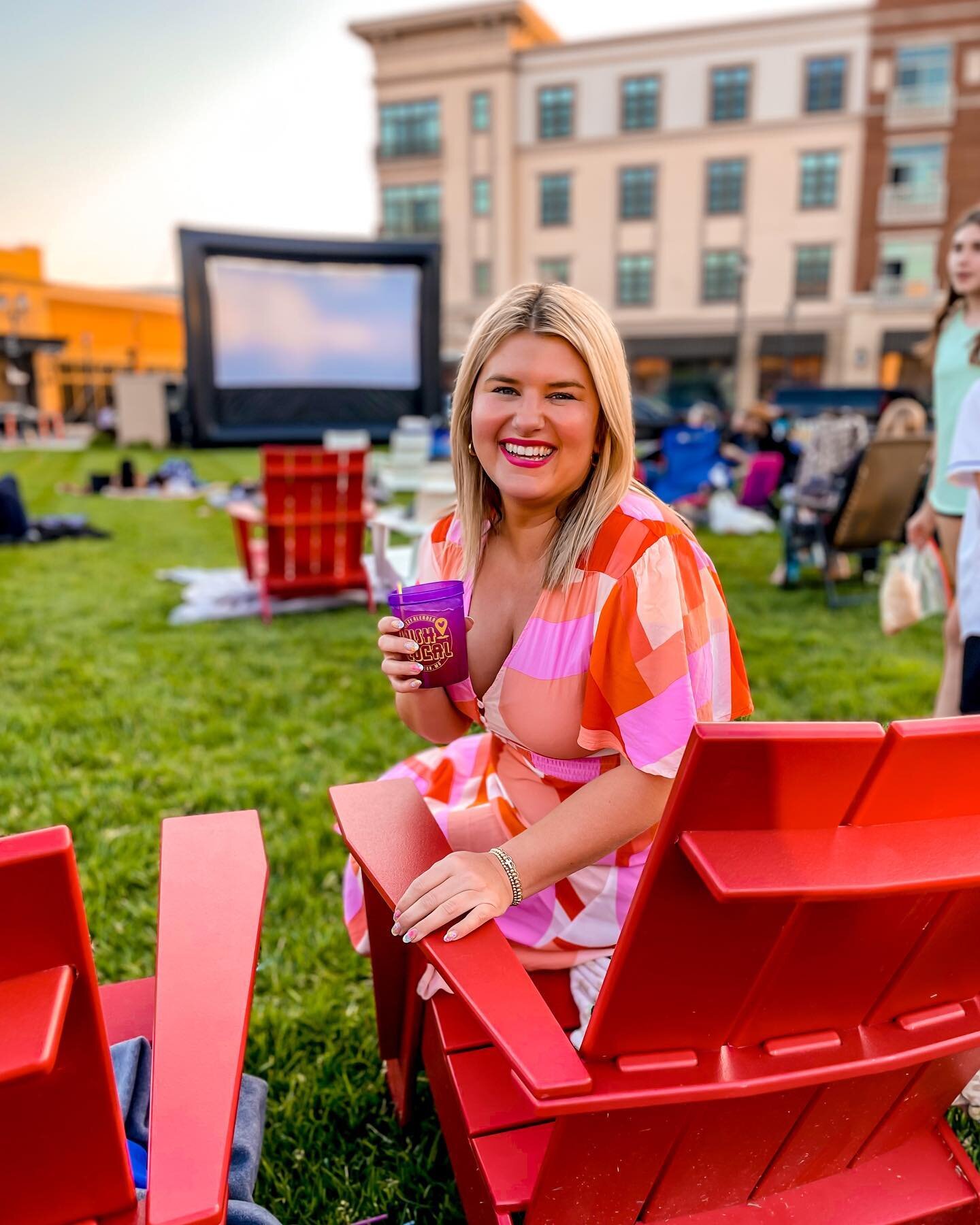 Summer Movies at @zonarosakc have officially started!! The outdoor movie series is free and takes place on the lawn in North Park (right in front of @dillards ) the third Saturday of every month from now through September! Movies start at dusk and th