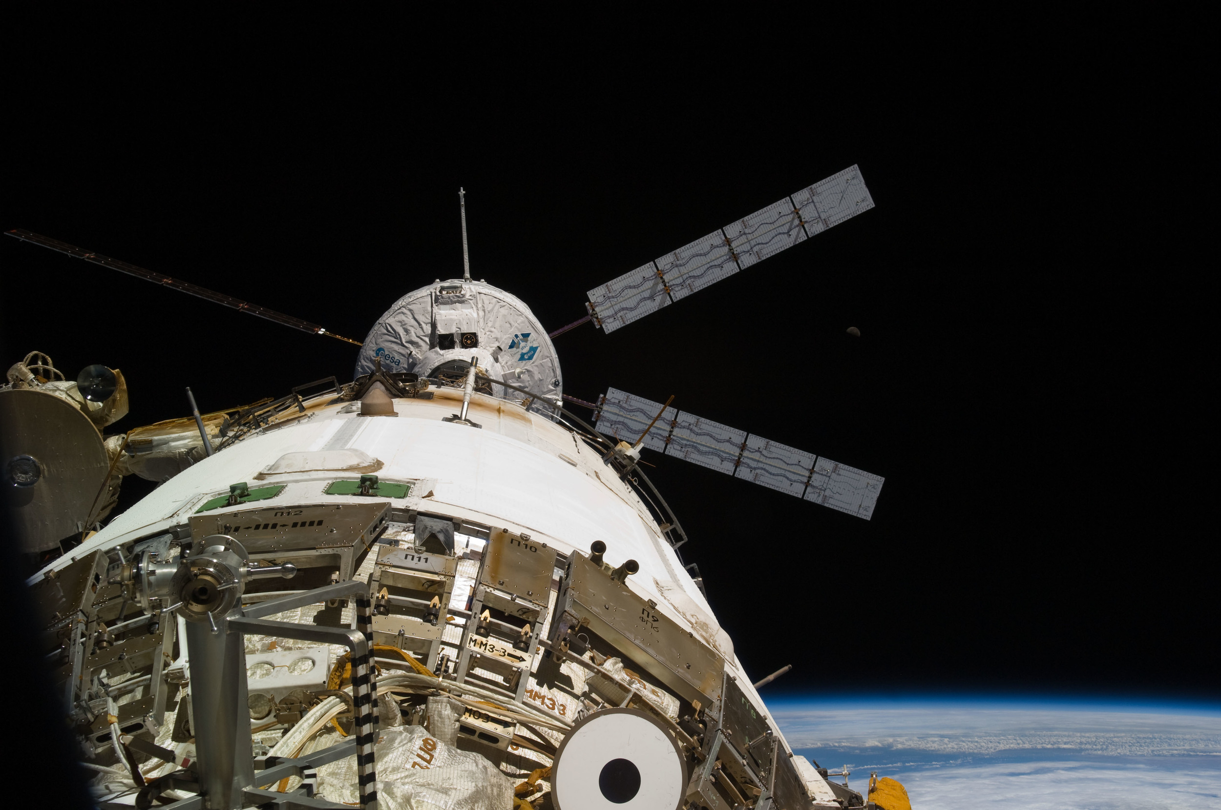  ATV approaches the aft port of the Russian  Zvezda  service module. Photo Credit: NASA 