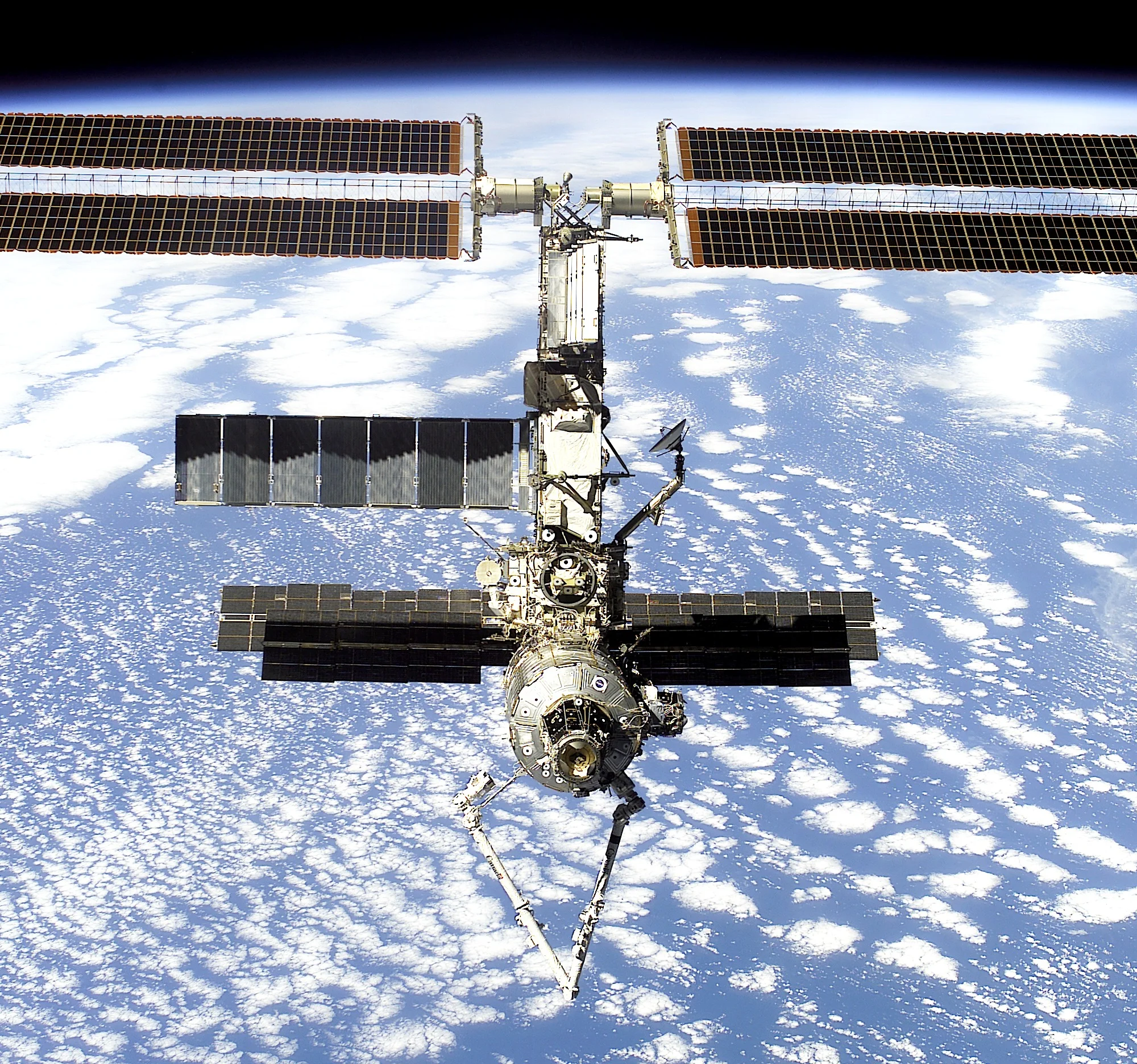 Canadarm2