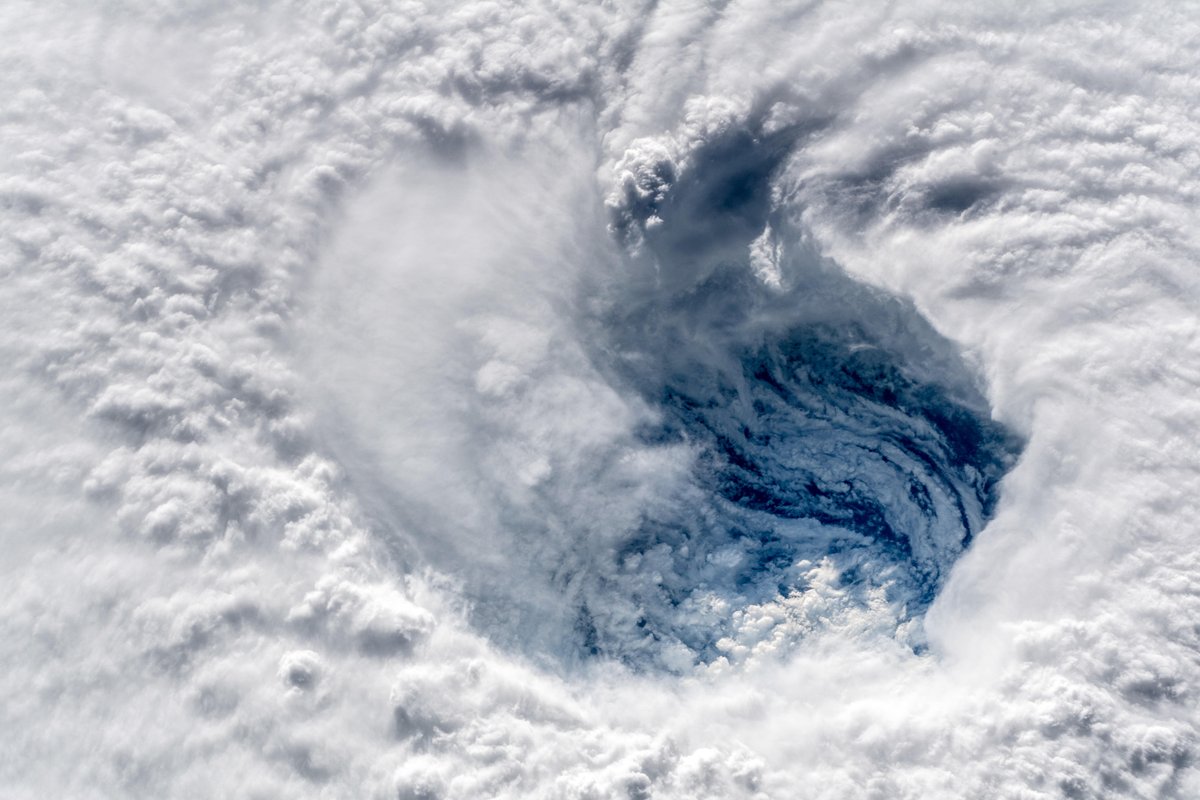  A close-up view of the eye of Hurricane Florence. Credit: Alexander Gerst / ESA 