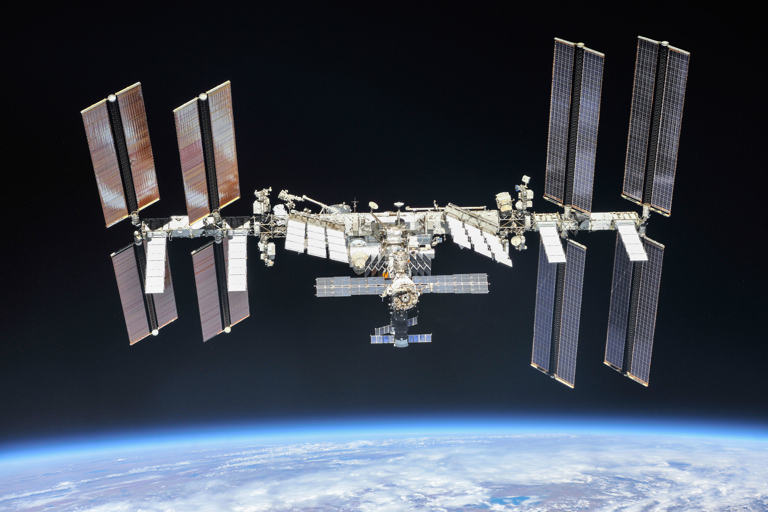 the-international-space-station-as-of-oct-4-2018_31763901878_o.jpg