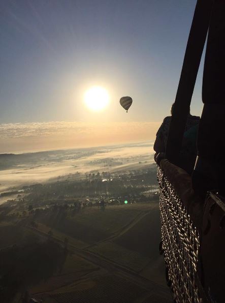 hot-air-ballooning-over-hunter-valley.JPG