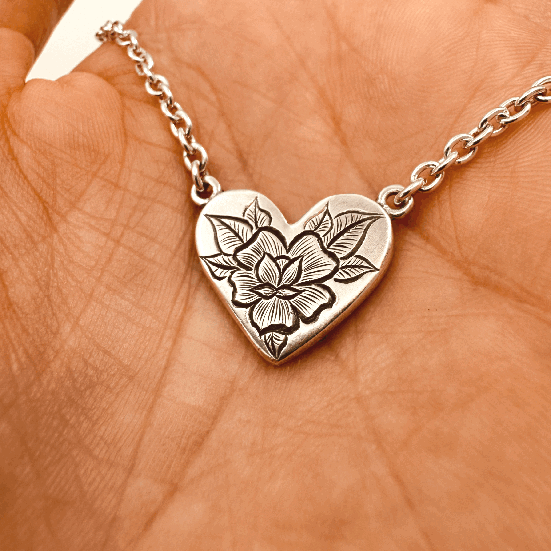 WILDFLOWER HEART NECKLACE