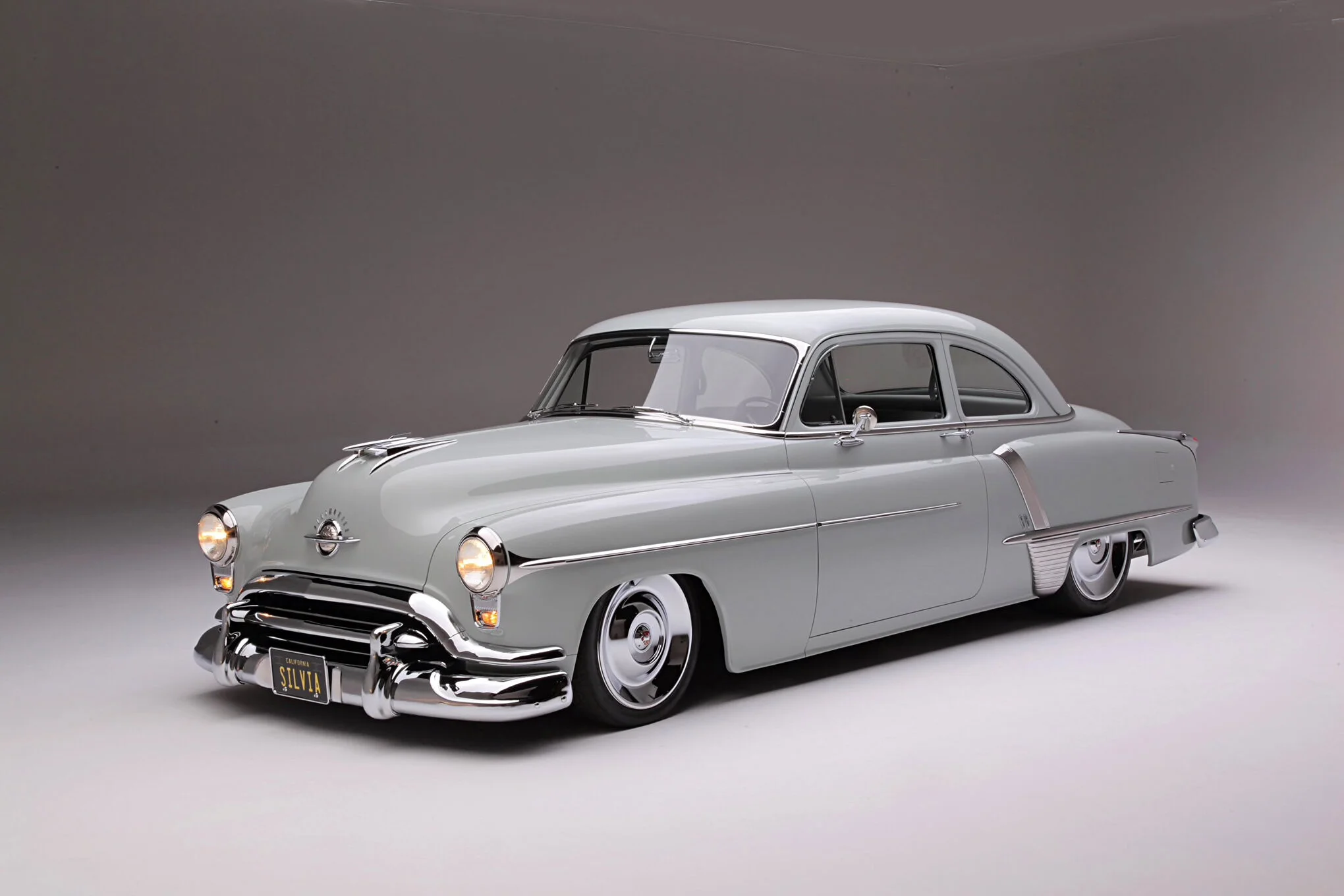 001-1951-olds-sedan-palla.jpeg