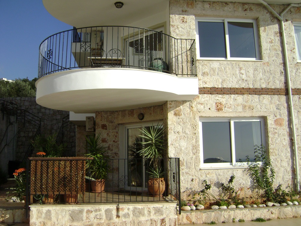 Accomodation Kas Turkey 2.jpg