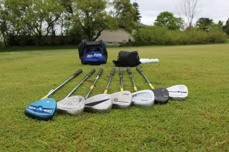  Mizuno S5 - Cleveland 588 RTX 2,0 - Nike Engage - Wilson FG Tour PMP - Ping Glide - Titleist SM6 - Cobra King