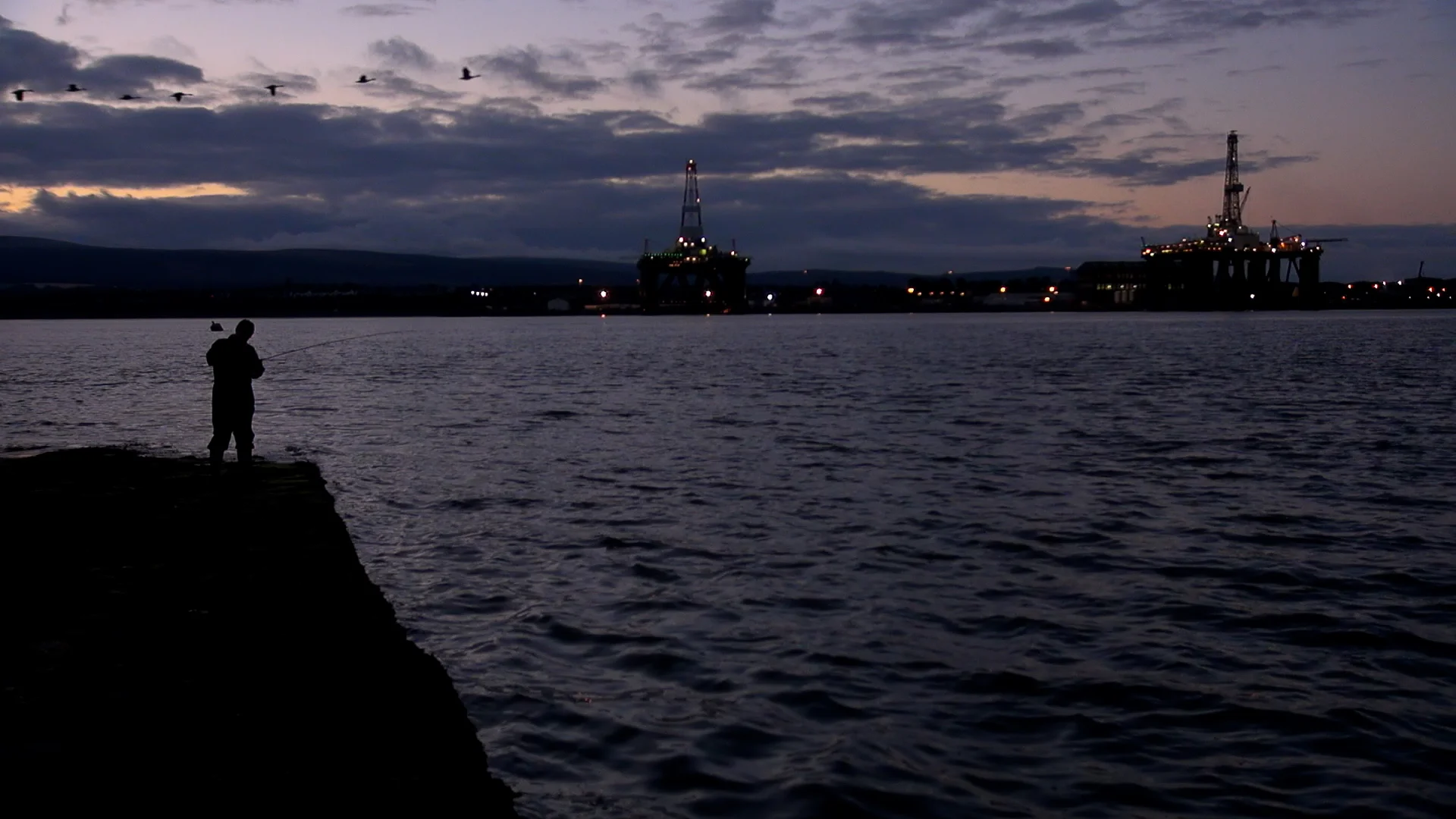 1. Fishing or Rigs.jpg