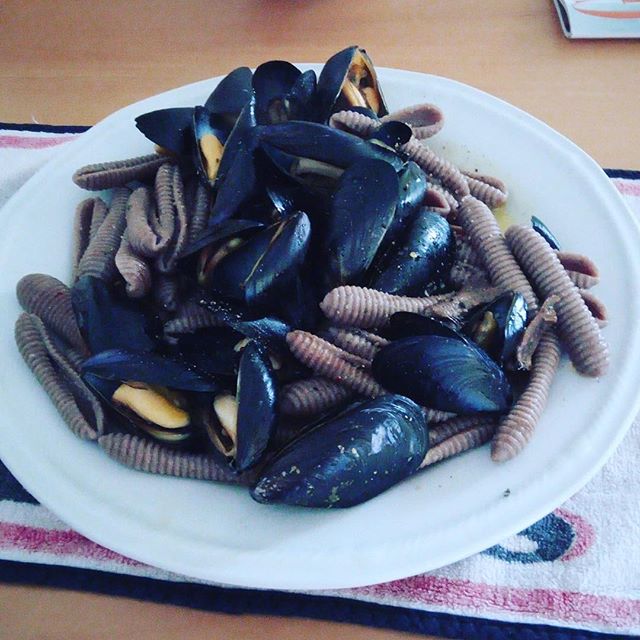 Pasta with cozze made with Lielit Teff cooked and eaten by Mimmo 😋 #healthfoods #teff #glutenfree #glutenfreefood #healthfoods #pasta