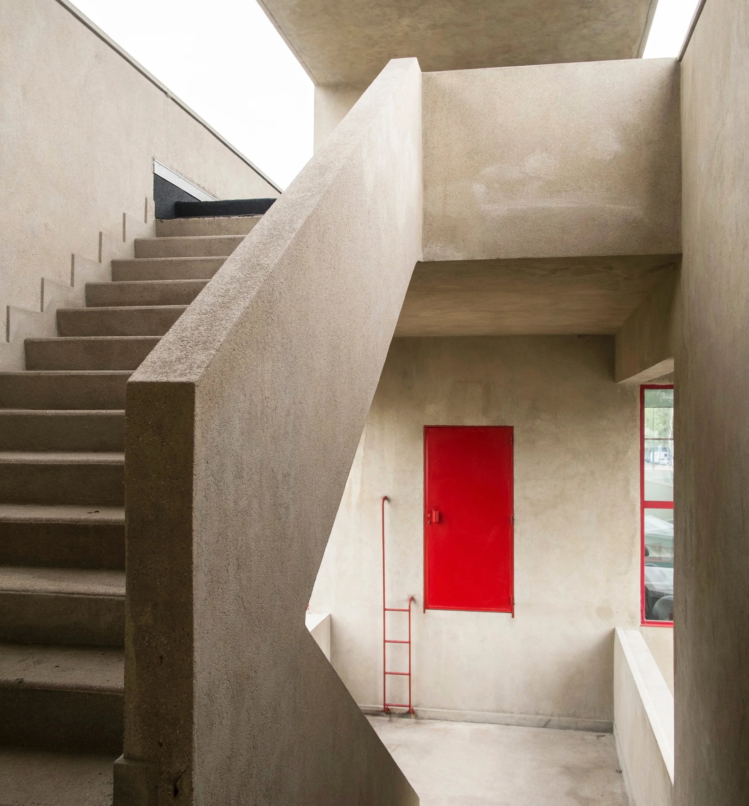 DSCF2118RECADRE ECLAIRCI.jpg