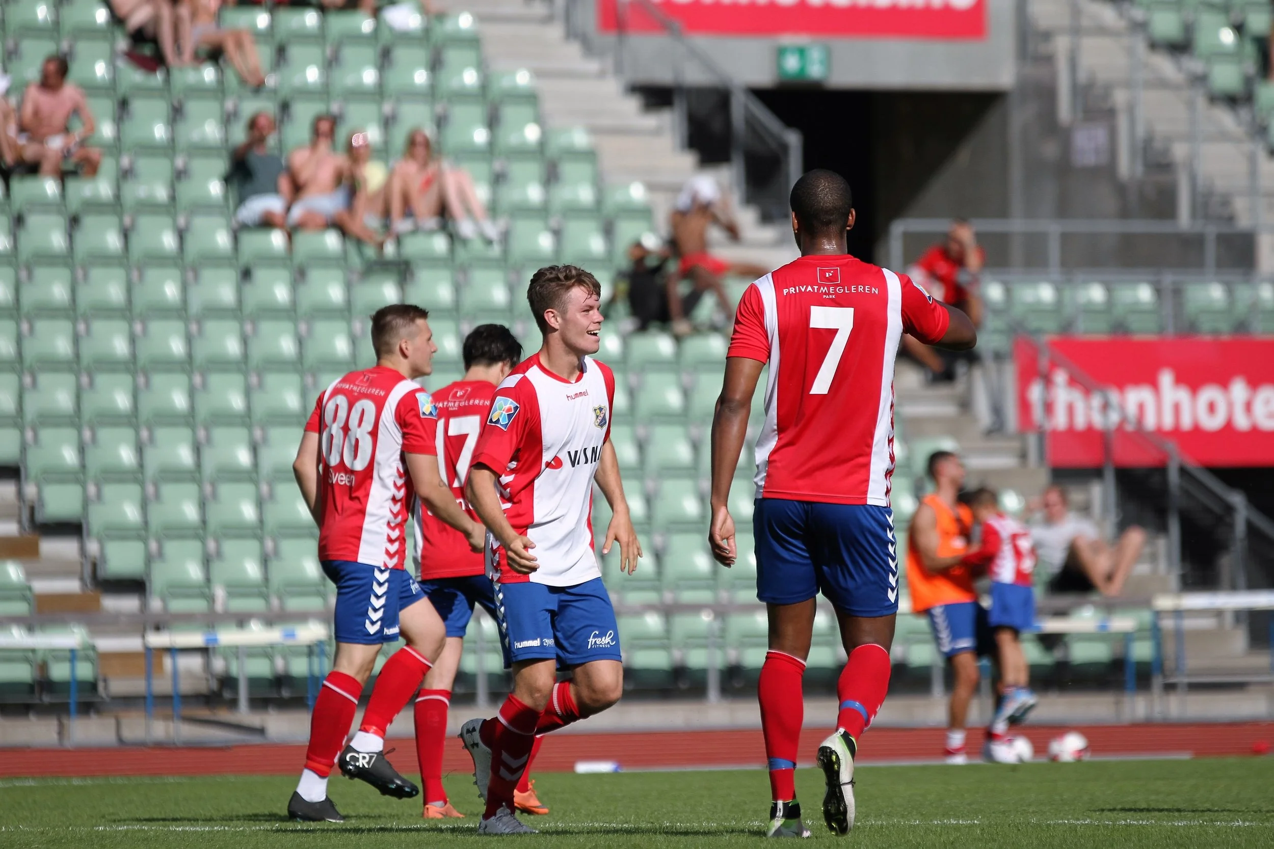 Lyn-trio til utlandet