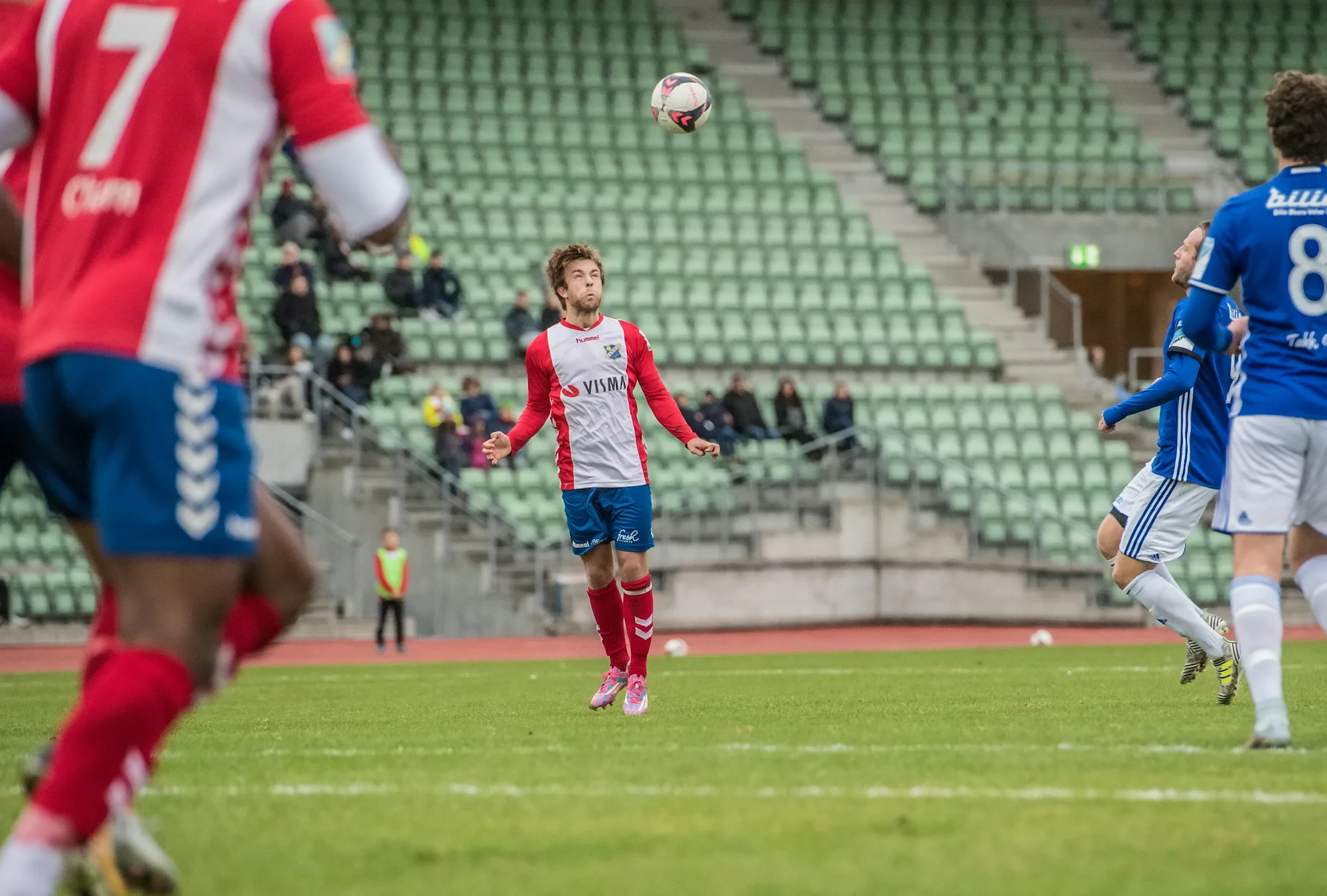 Julian forlenger, Sofus til Bærum