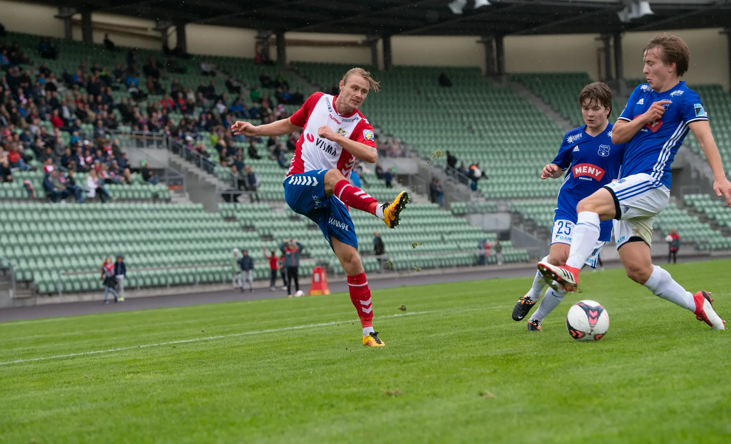 small_Lyn-Korsvoll_3-2_2018_LarsOpstad_009.jpg