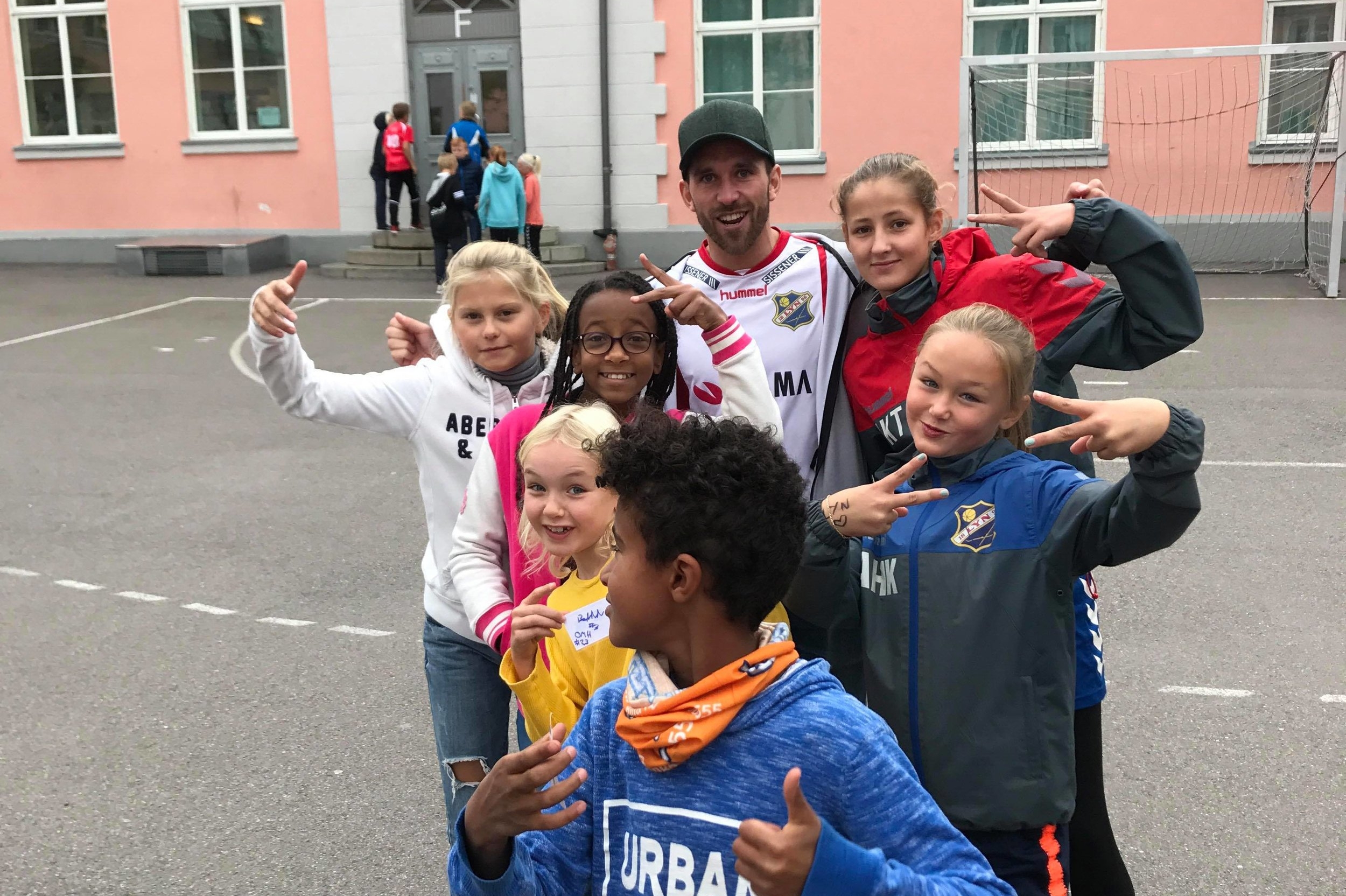 Lyn-trio på skolebesøk