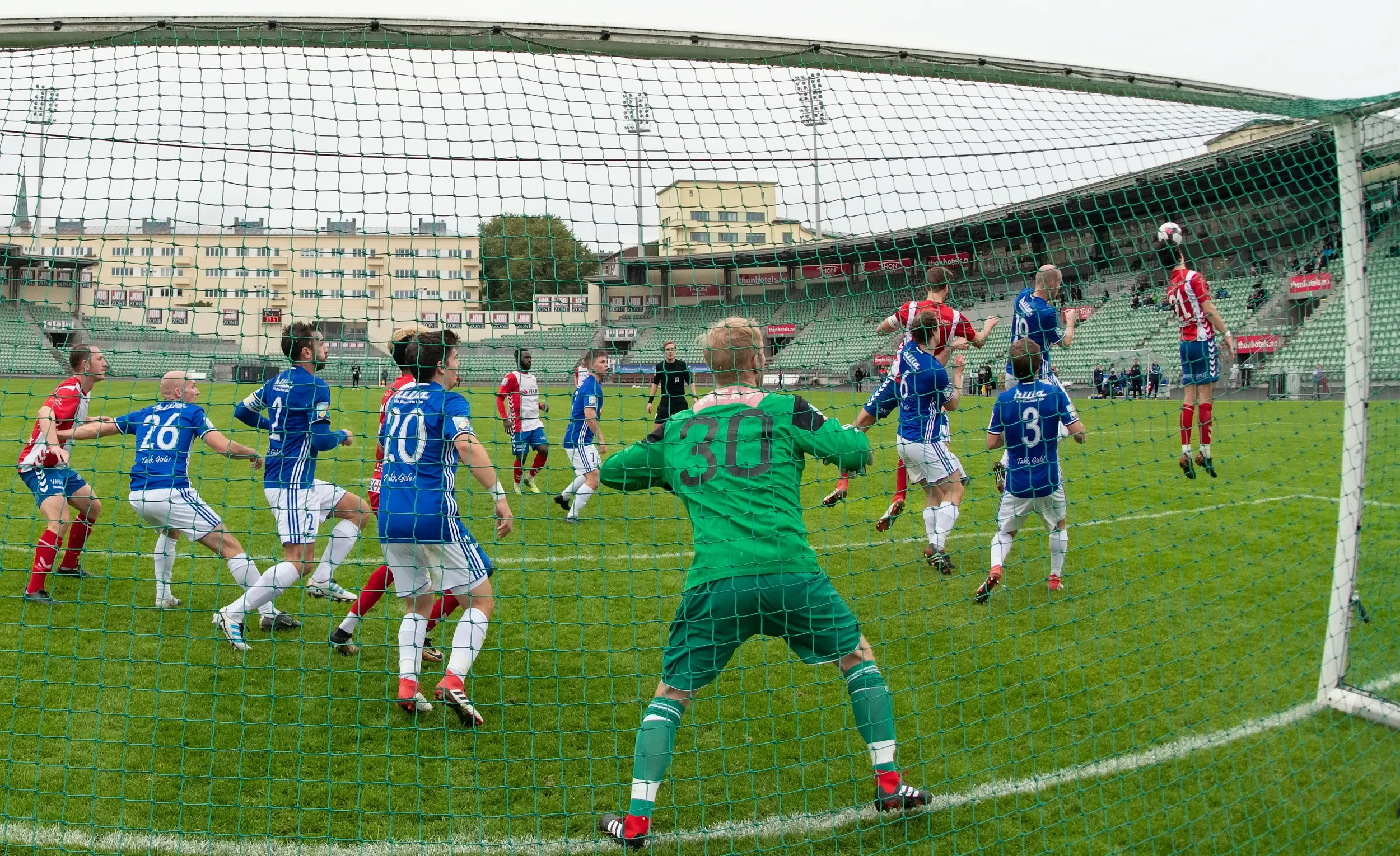 Før toppkampen: Lyn - Senja