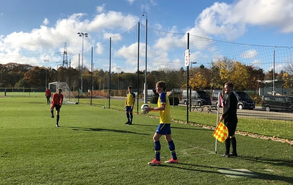 Mikkel på treningsopphold i England