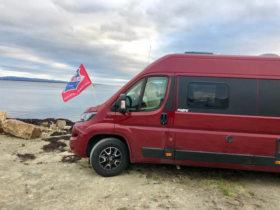 2756 kilometer for å se bortekamp