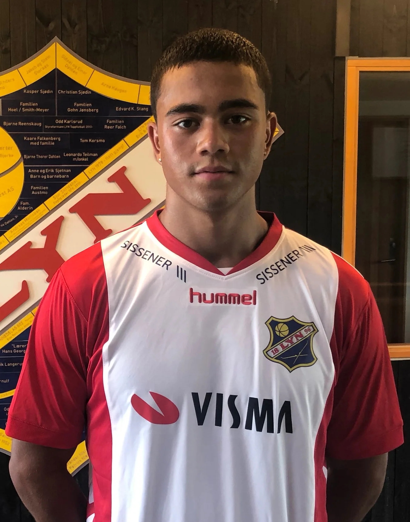9. Emanuel Longe Grønner