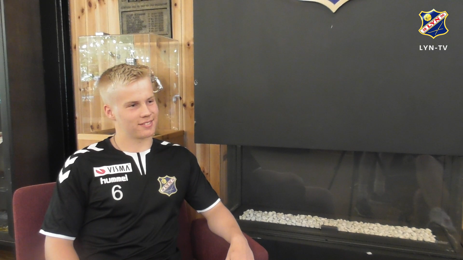 Tolv kjappe med Jacob Hanstad
