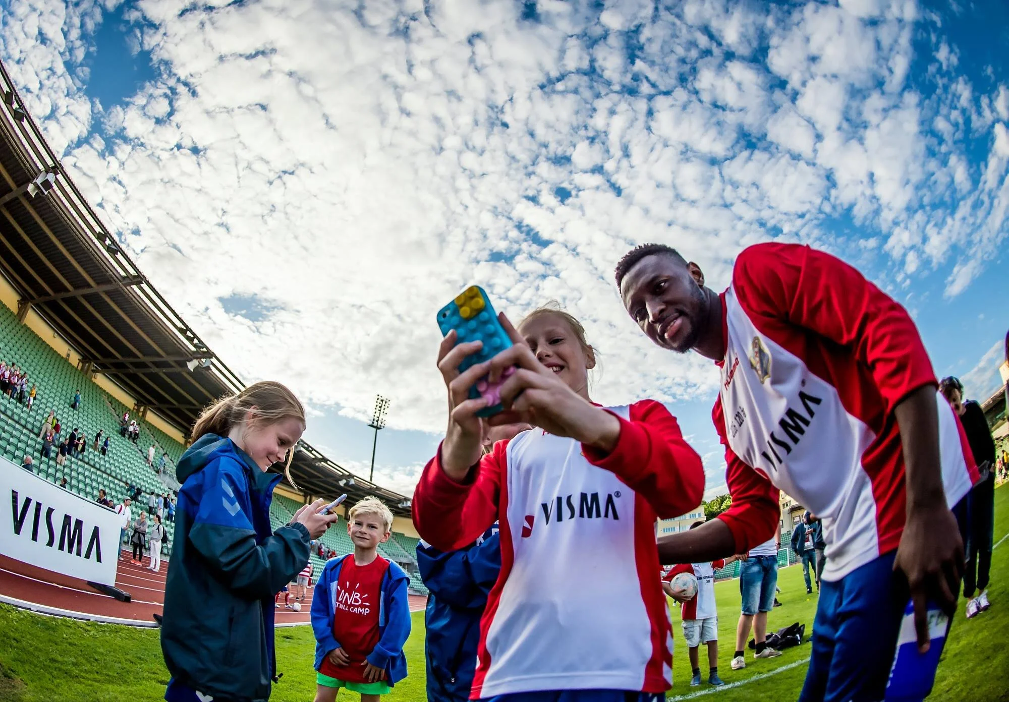 Edu: – Ikke umulig at jeg vil stå foran den vakreste fansen i verden igjen