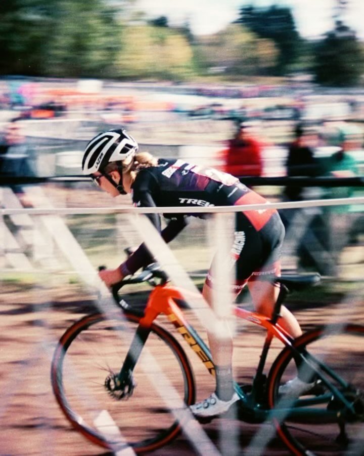 #cyclecross #bikerace #vintagecamera #analogphotography #35mmfilm