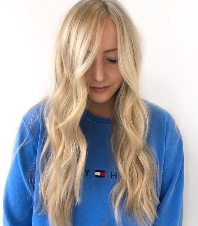 Raise you hand if you&rsquo;re saving alllll the blonde inspo images to bring to your stylist when we can finally see each other again 👋 Blonding by Gina @ginamarieeee__