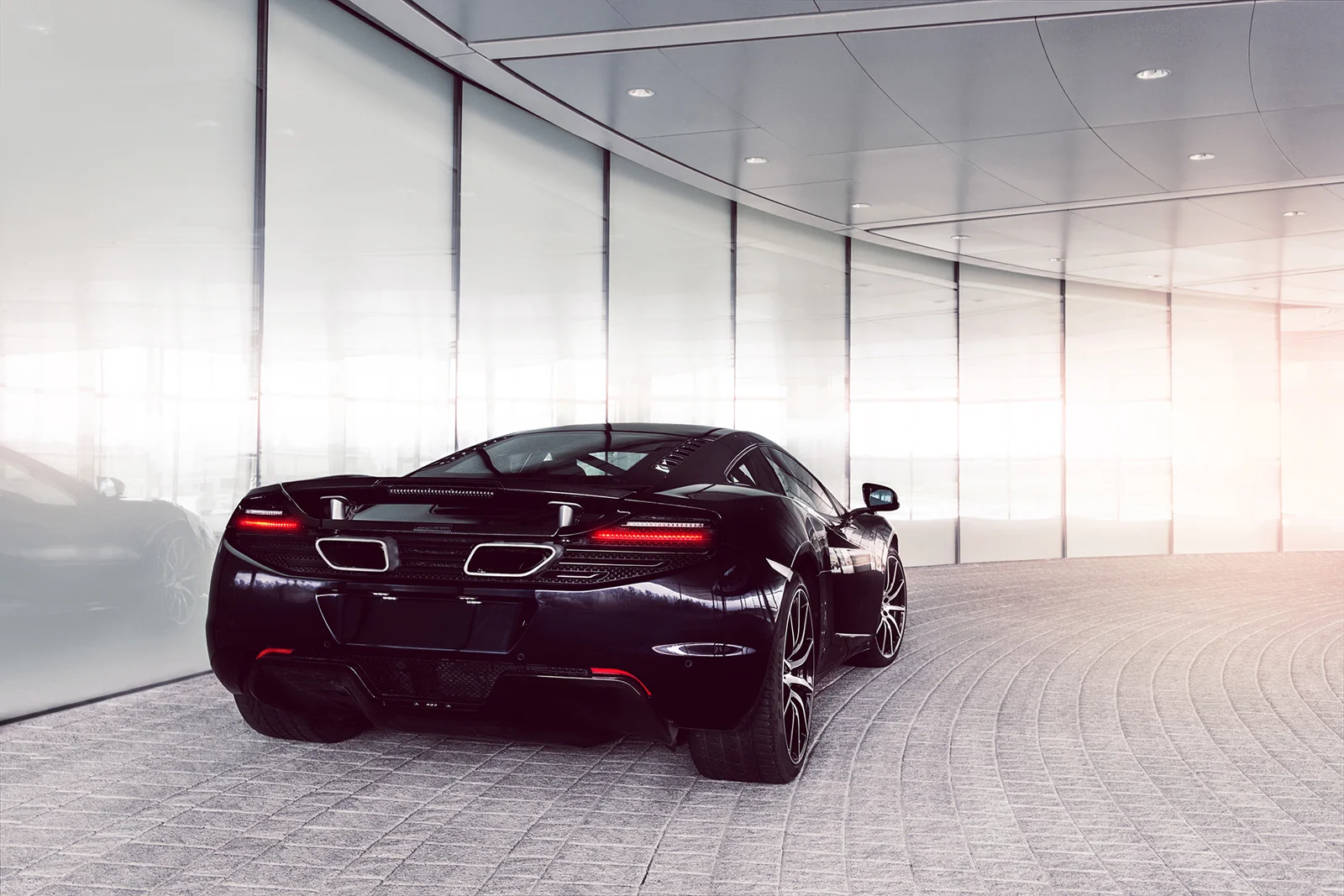 Sytner_08.jpg