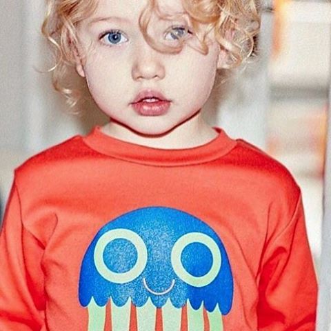 What a cutie pie wearing Fisher the jellyfish tee! 😍😍😍 #kidstee #jellyfish #cutekids #colourful #red #childrenswear #unisexclothing #kidslovecolour