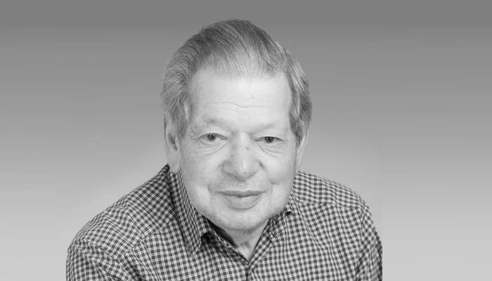 Edward Kramer 1928-2022