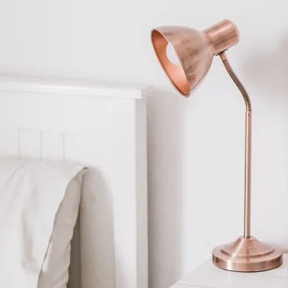 Bette+Bennett+Interior+Desig+-Gig+Harbor-guest-bedroom-spring-essentials-reading-lamp.jpg