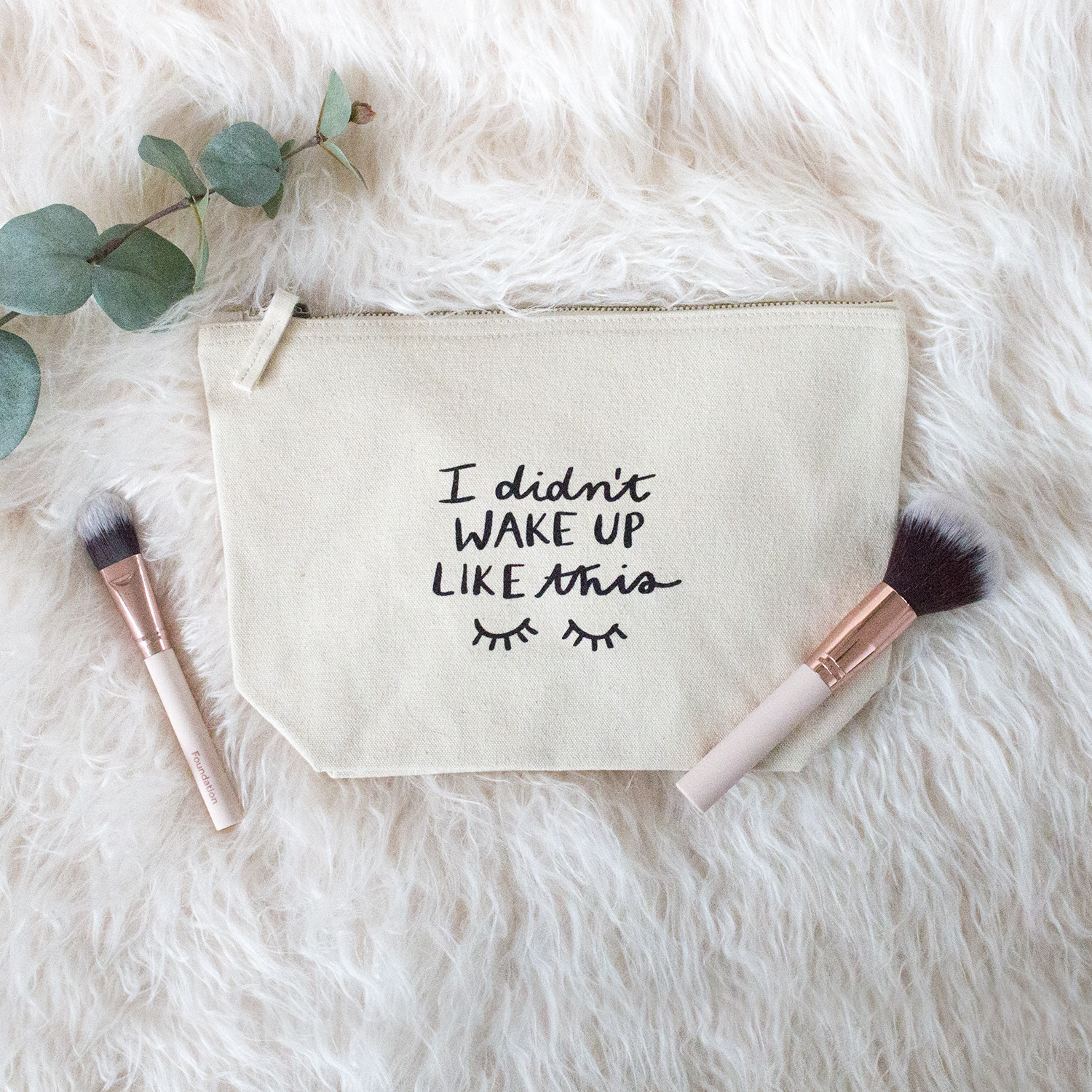 make-up-bag-gift-sioux-alice-white-2.png