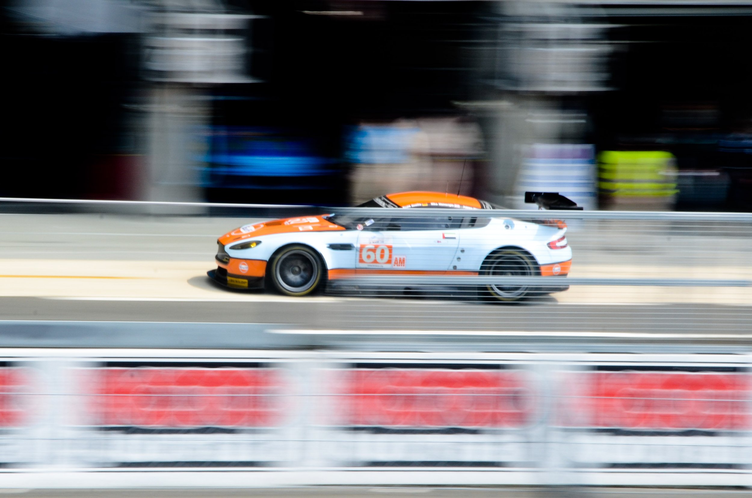 Aston Martin AMV8 Young Driver