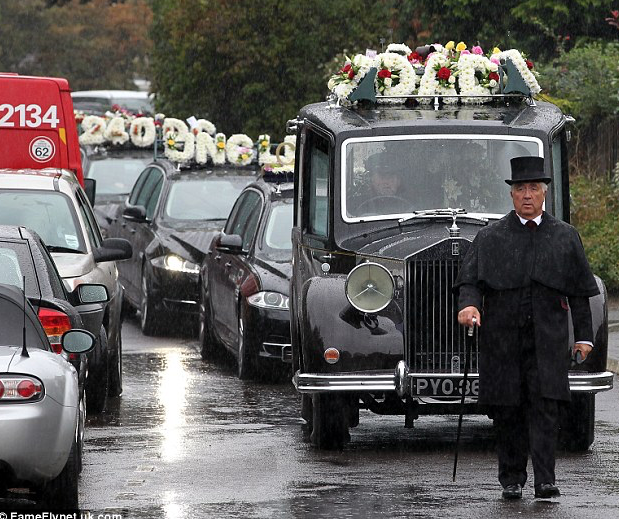  Floral tribute from friends and family for  Charlie Richardson  