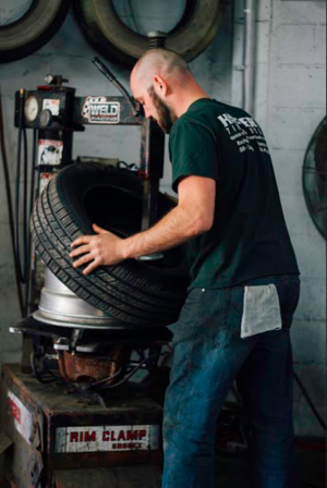 Hooper’s Tire Outlet has two locations in Rochester and Rochester, New York can install valve stem systems.