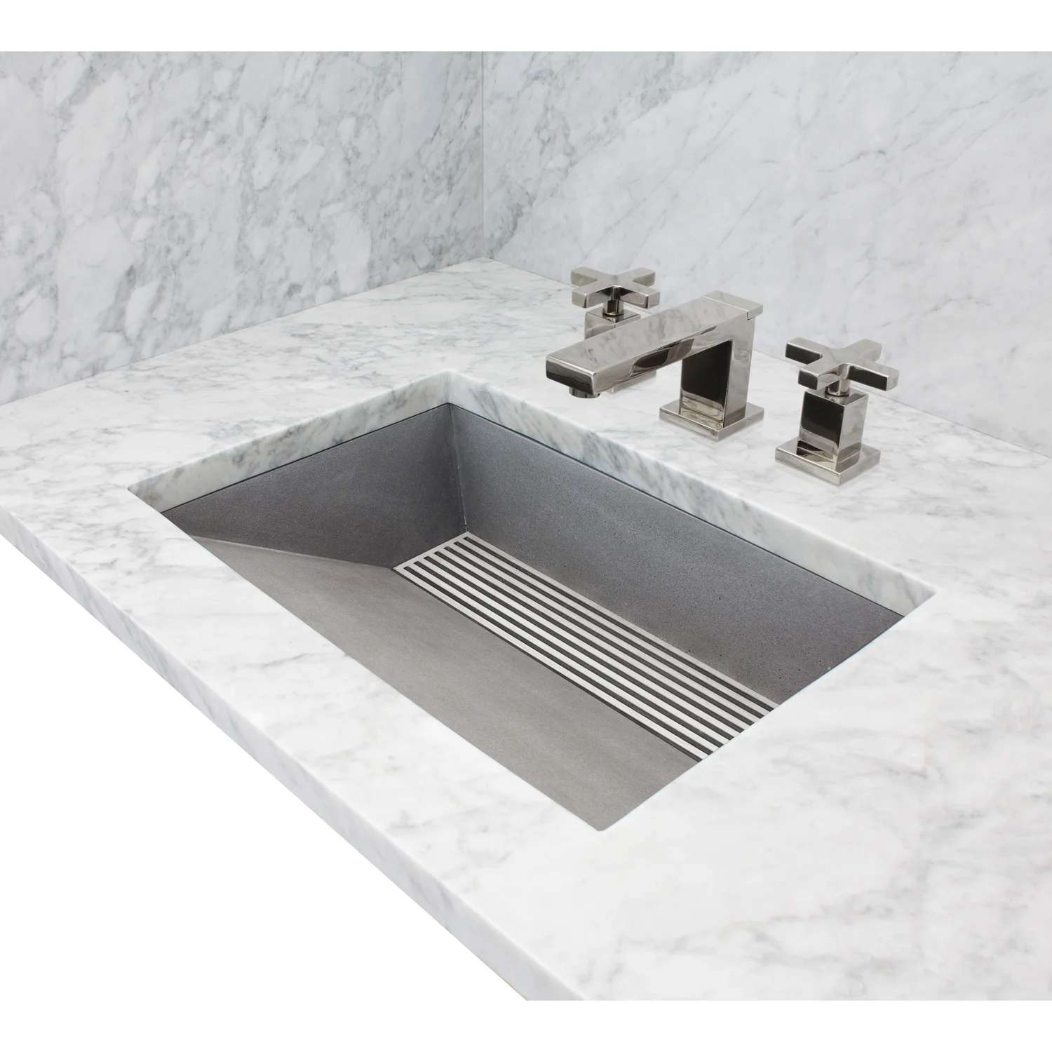Copy of AC01UM G Shown with optional GC001 Square Bars Grate SS (Satin Stainless Steel)