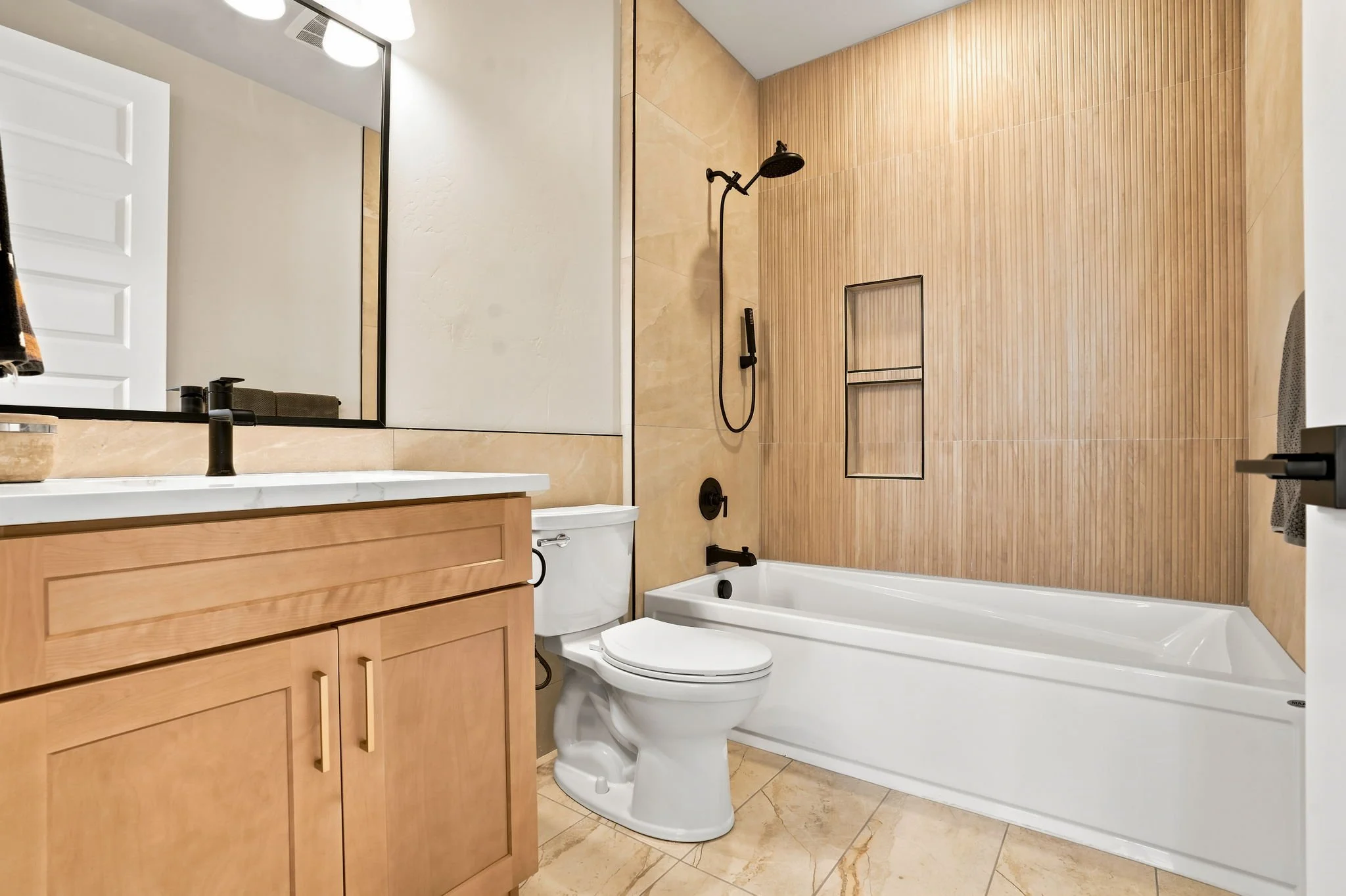 48-web-or-mls-1003 Summer Haven-44.jpg