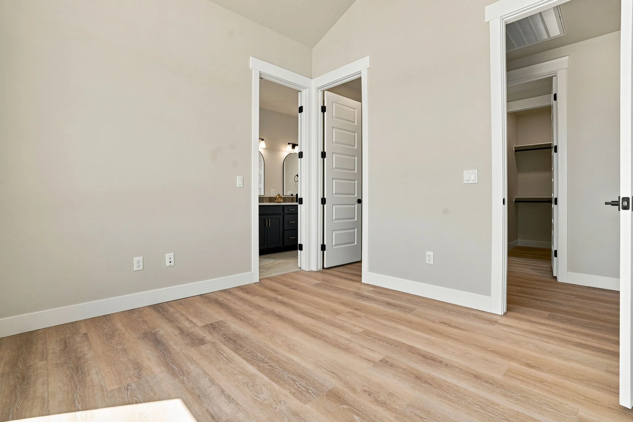 7-web-or-mls-1003 Summer Haven-7.jpg