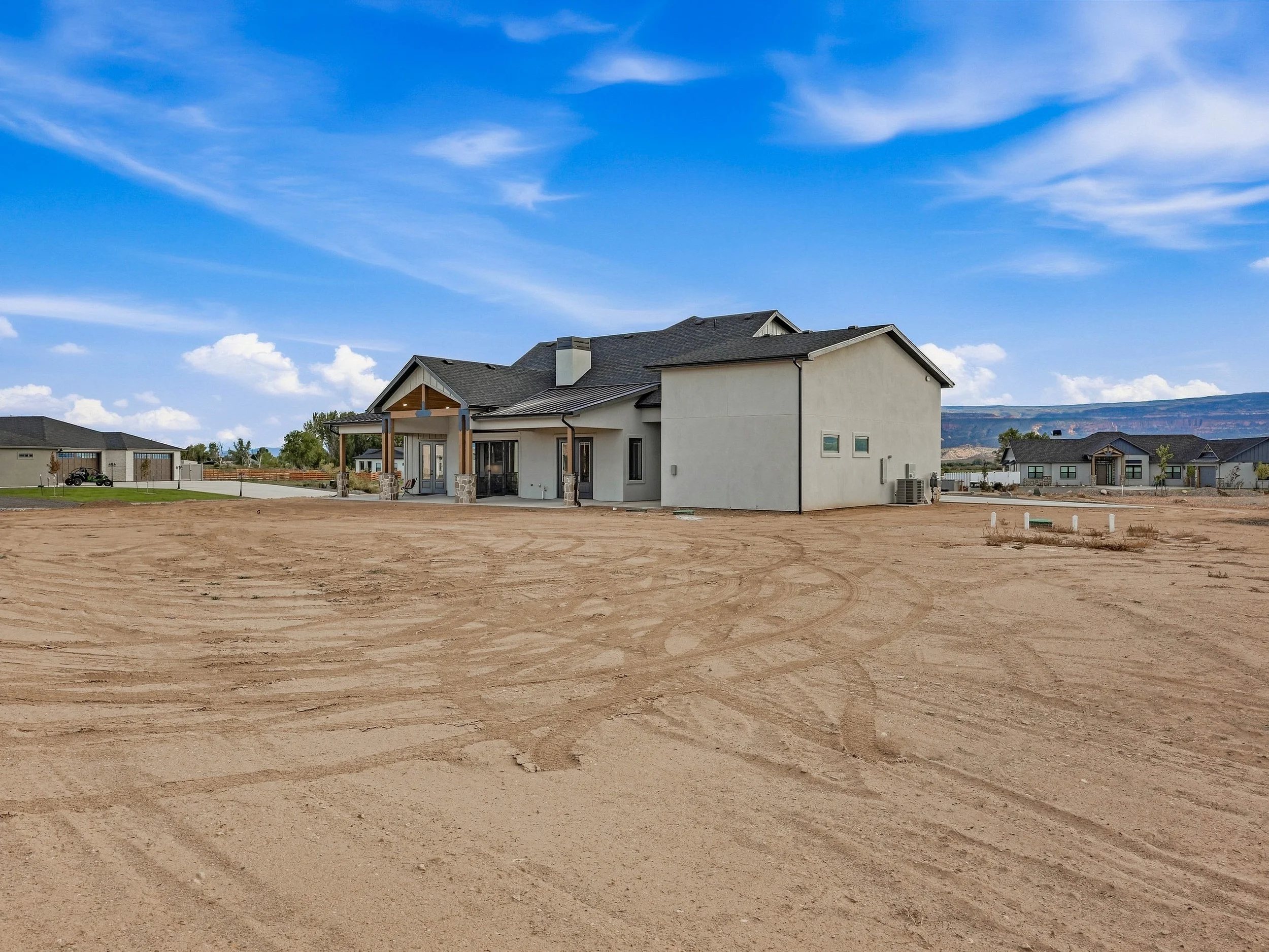 22-1670 Kangaroo Ct-22.jpg