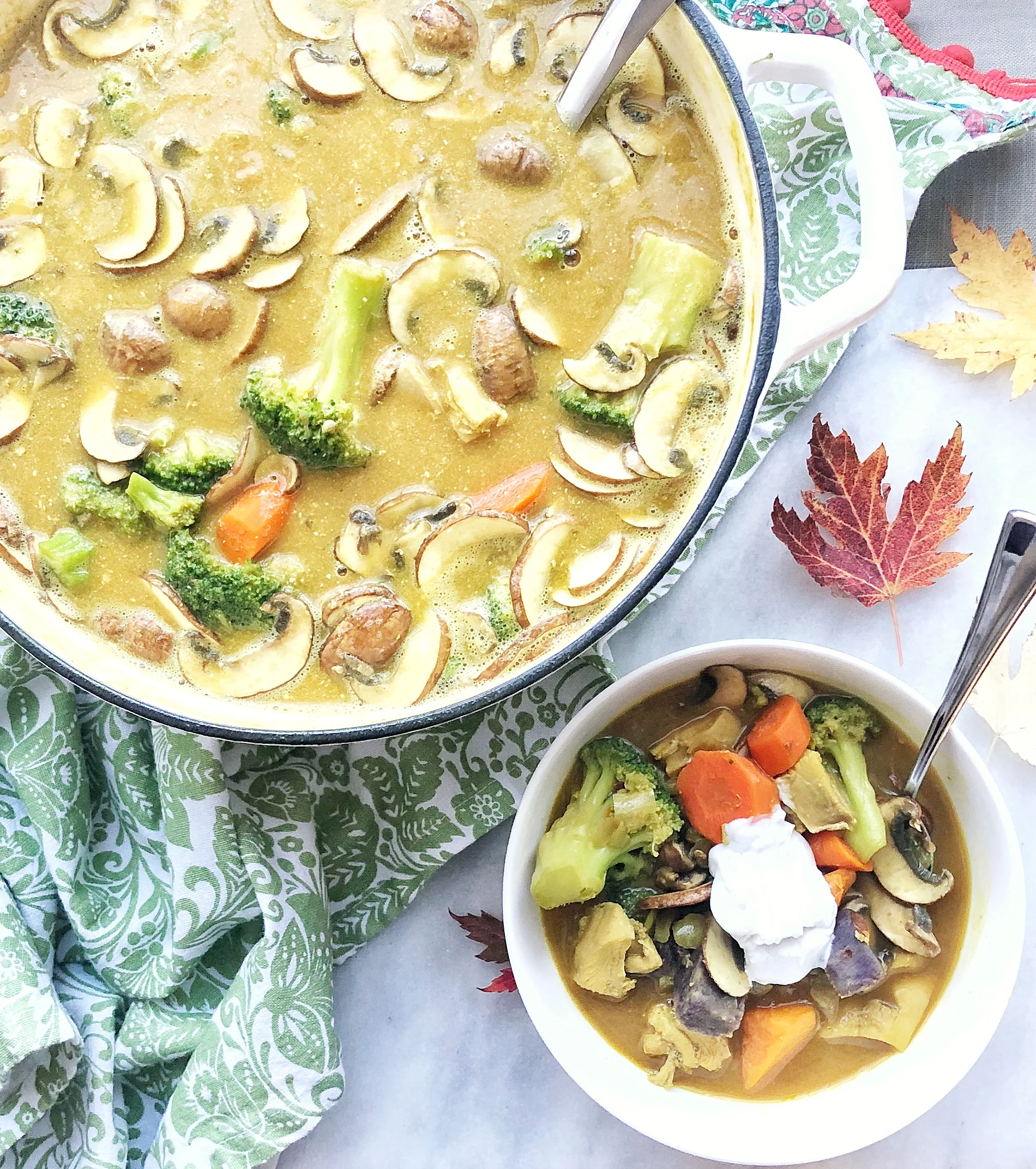 Anti-inflammatory Creamy Pumpkin Chicken Chowder
