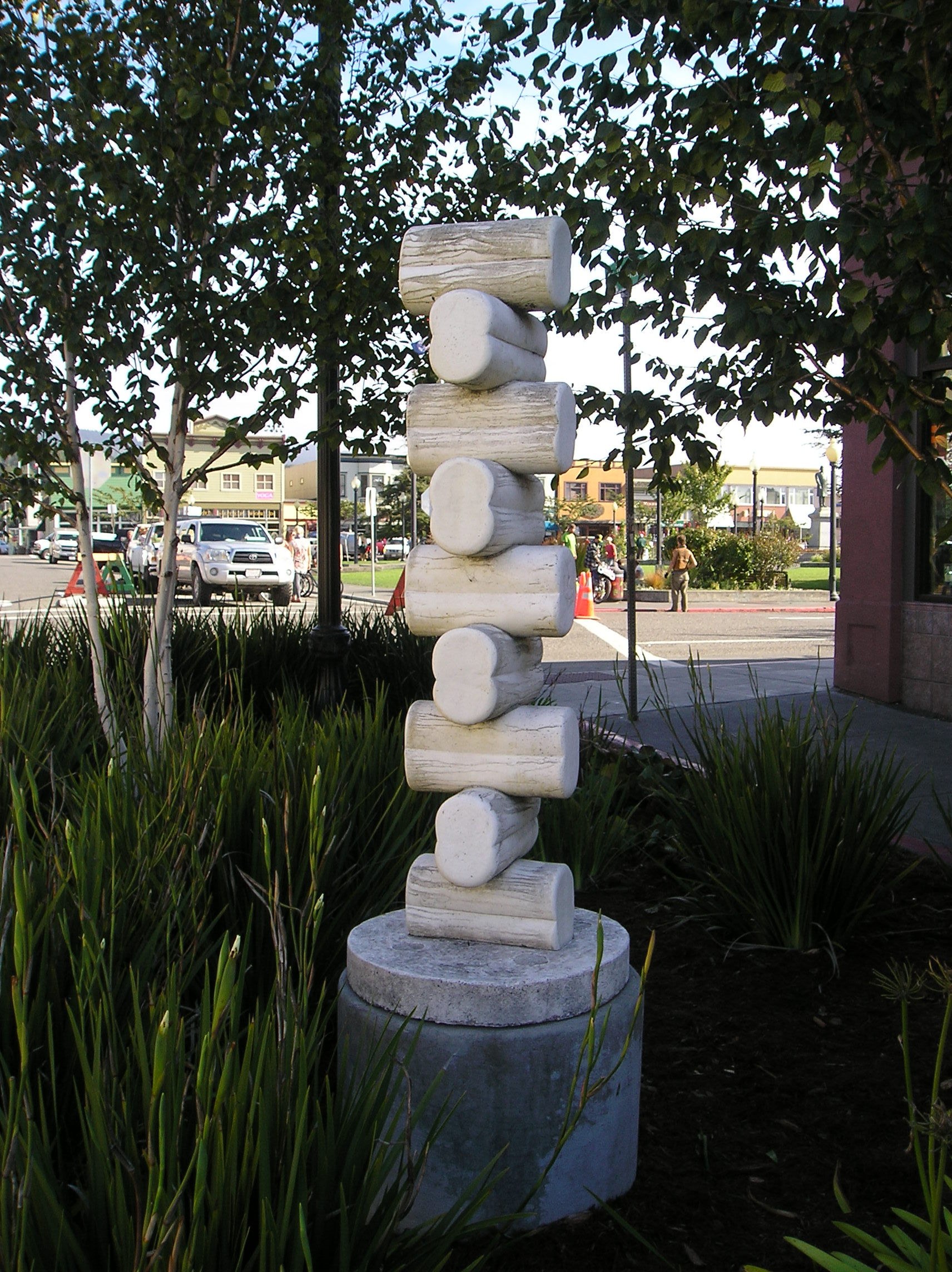   Torsos   concrete  Located: Arcata California&nbsp; 