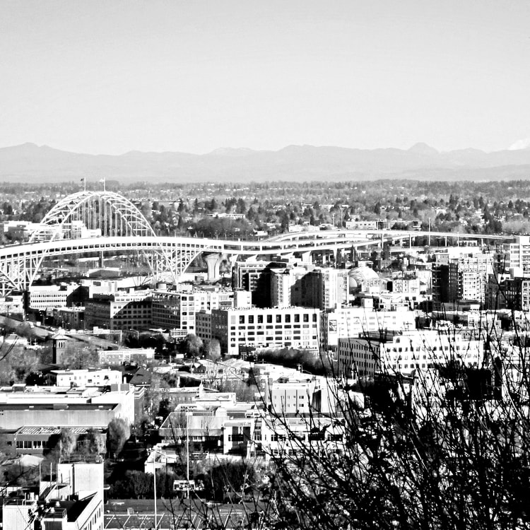 Oregon_Portland-Skyline-1c89_o-min.jpg