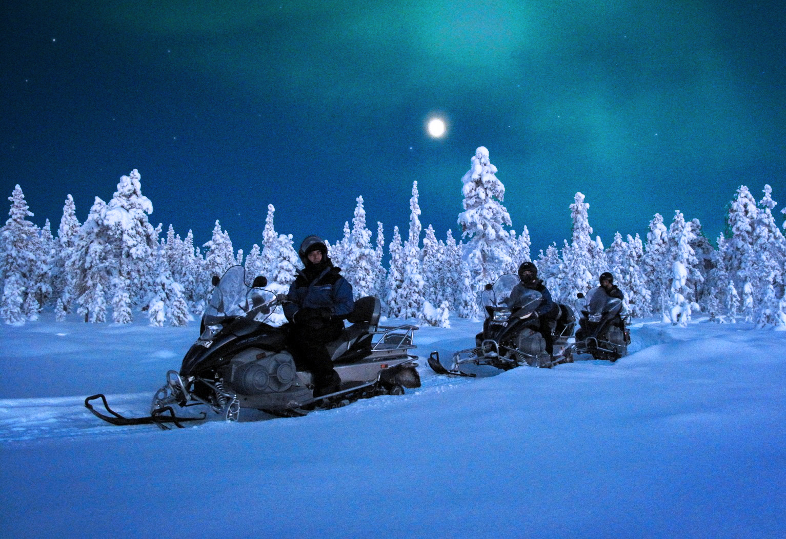 Northern Lights Lapland Tours Sweden Guided Tours 9