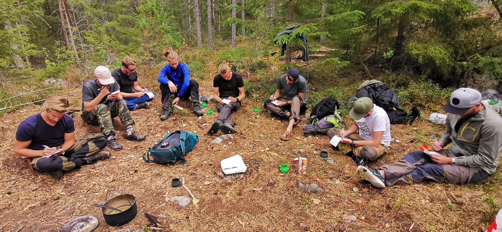 Best Outdoor Survival Schools: Learn Skills for Any Scenario