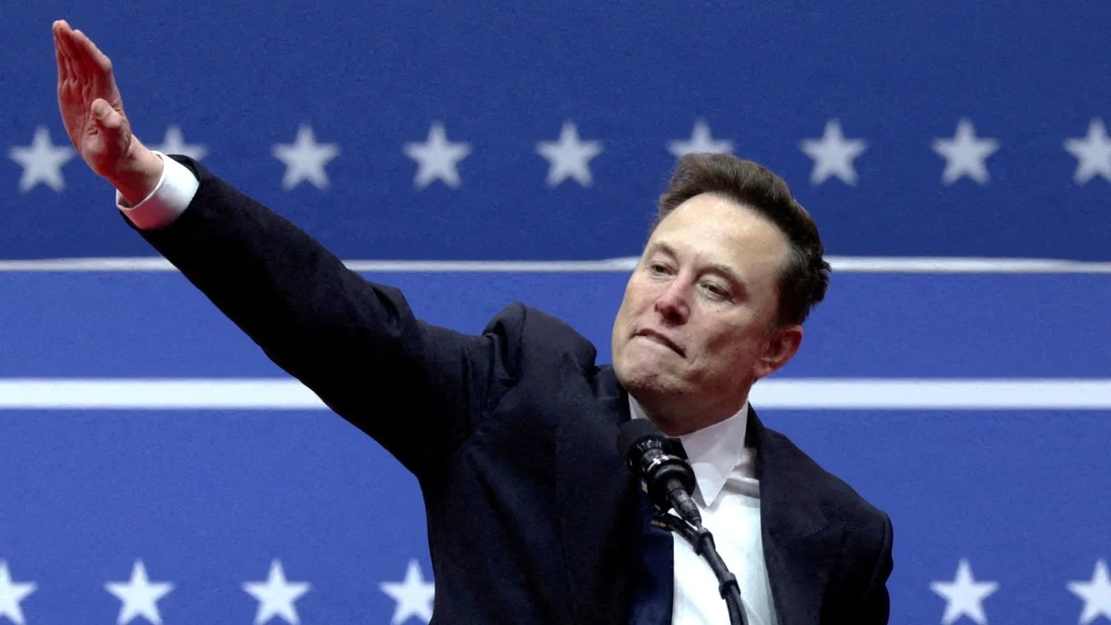 Elon Musk Roman Salute