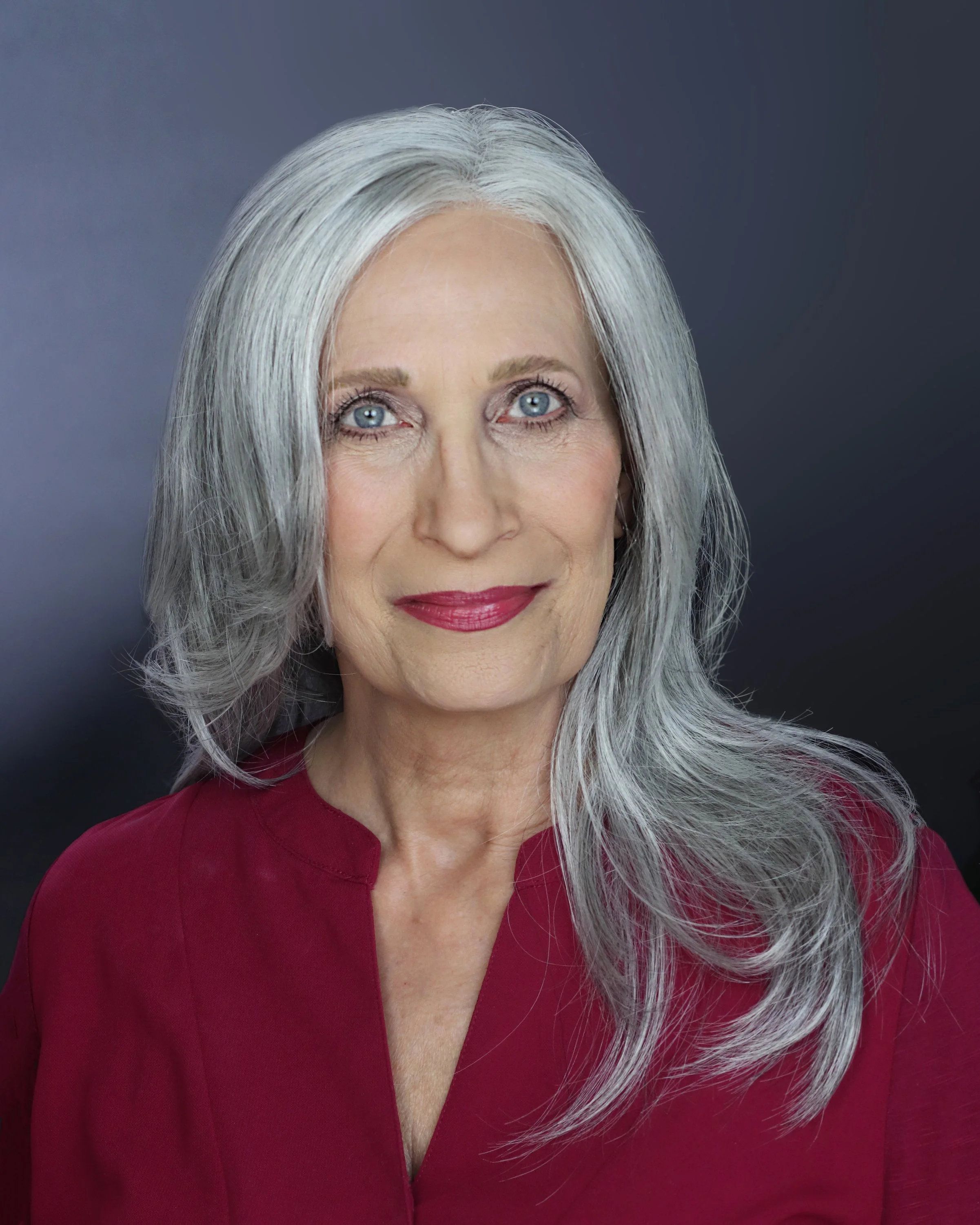 Elizabeth von Isser_Character_GrayHair.jpg